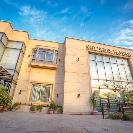 Shelton House Peshawar Otel Dış mekan fotoğraf