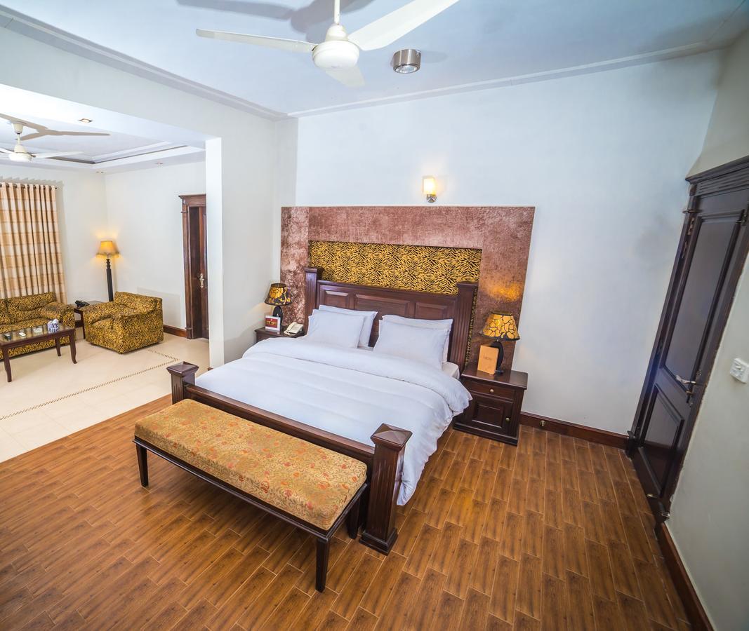 Shelton House Peshawar Otel Dış mekan fotoğraf