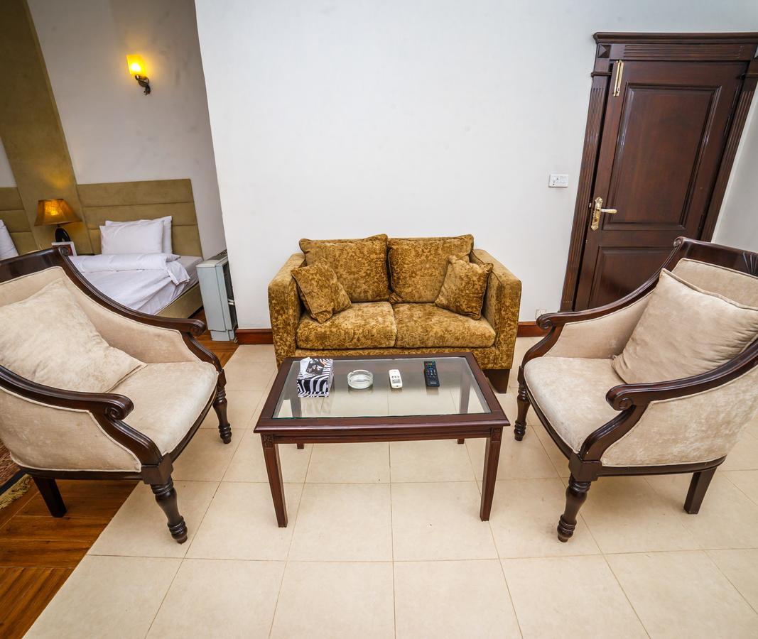 Shelton House Peshawar Otel Dış mekan fotoğraf